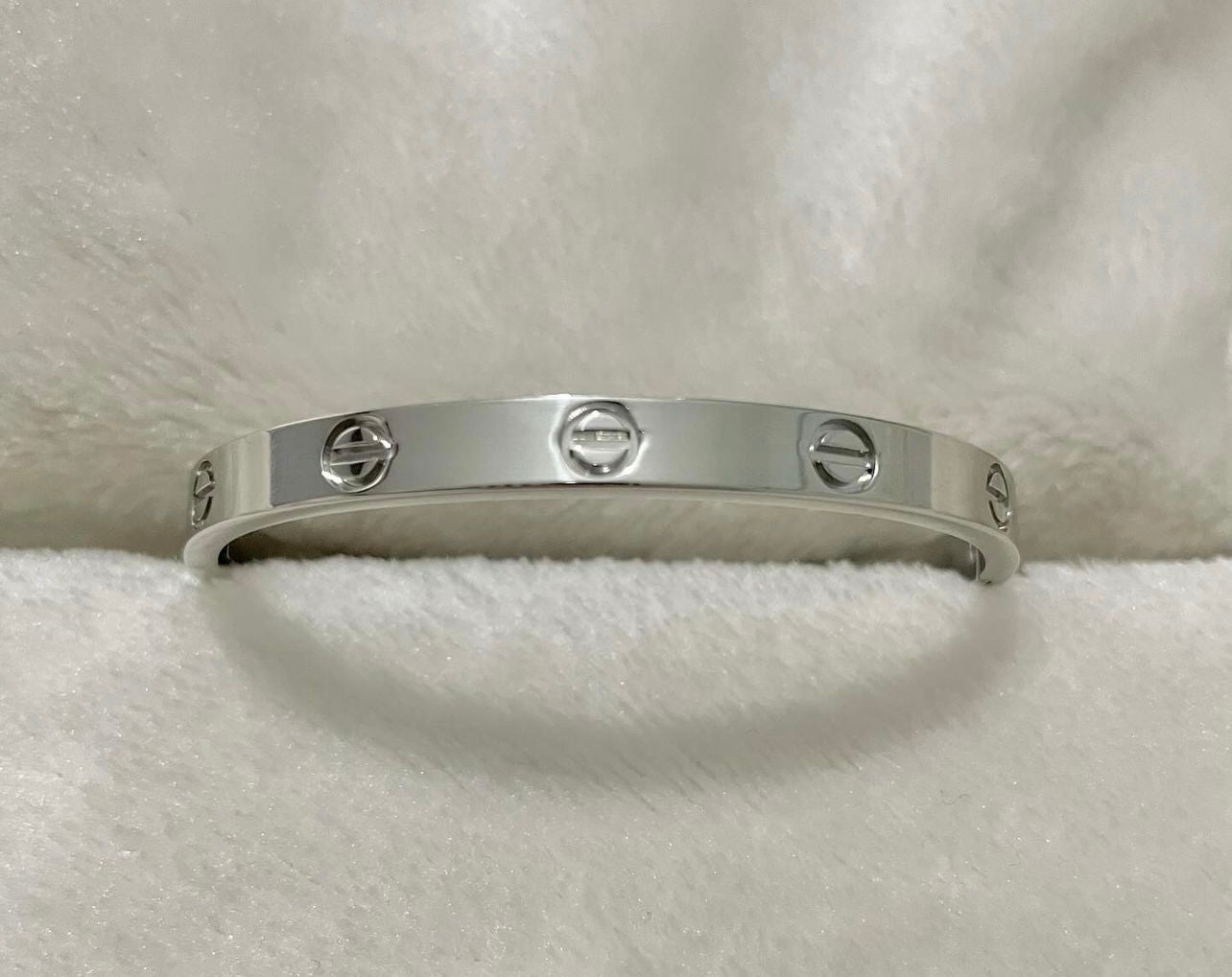 Love Bangle Bracelet 6mm – Stainless Steel – Luxury Style Gift for Her