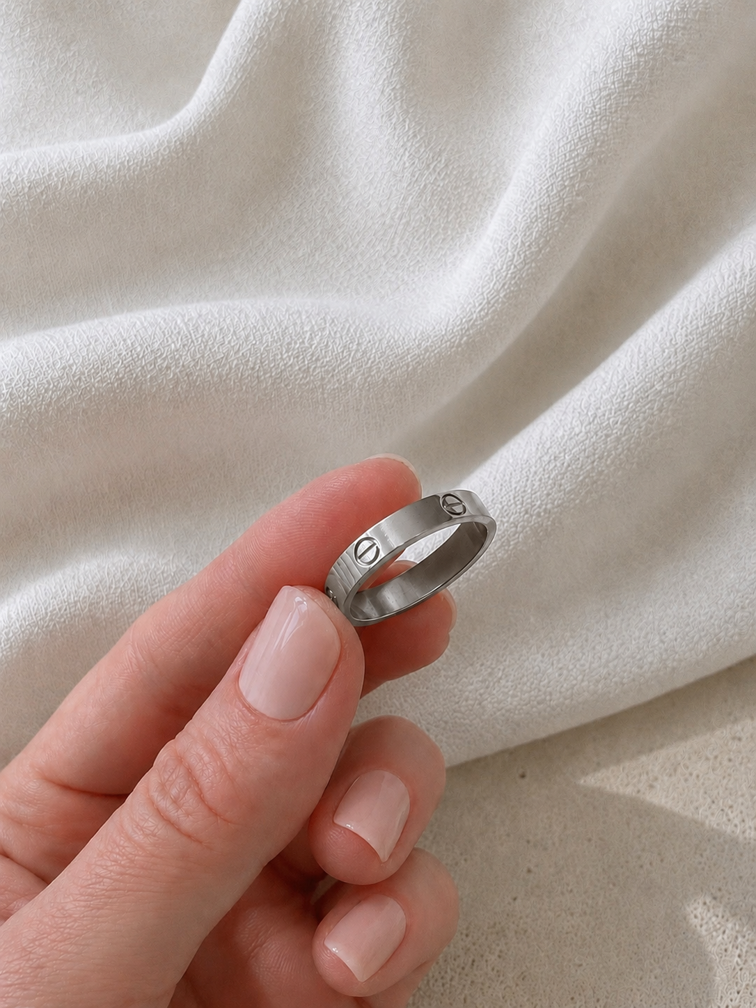 Love Band Ring 4mm – 18K White Gold Plated Stainless Steel, Minimal Ring