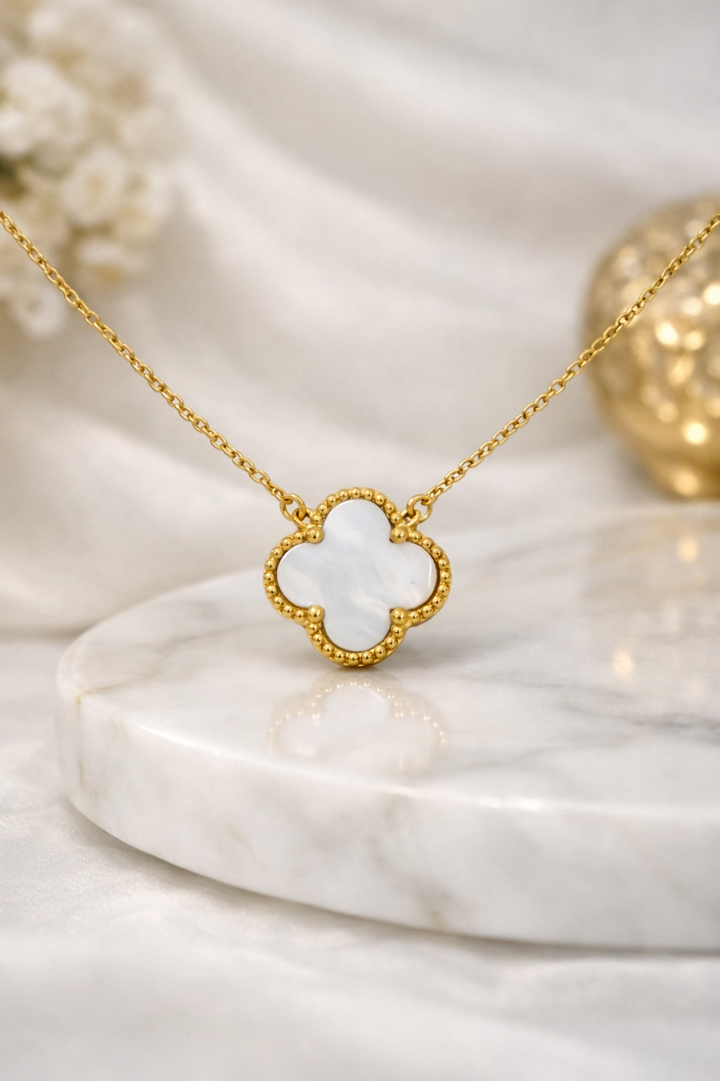 Mother of Pearl Clover Pendant Necklace 15mm – 18K Gold Plated 925 Sterling Silver