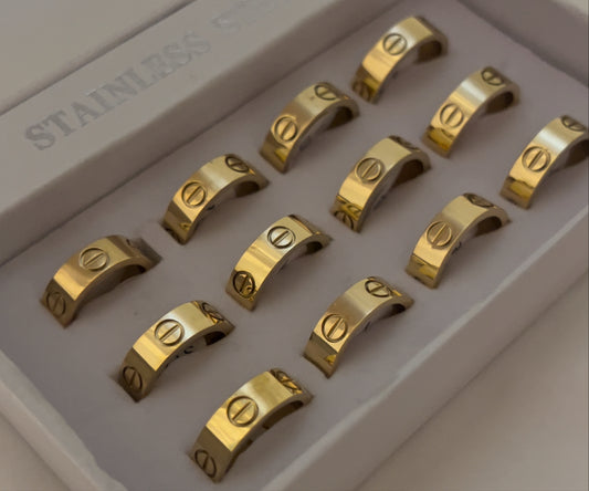 Classic Band Ring – 18K Gold Plated Stainless Steel (6mm)