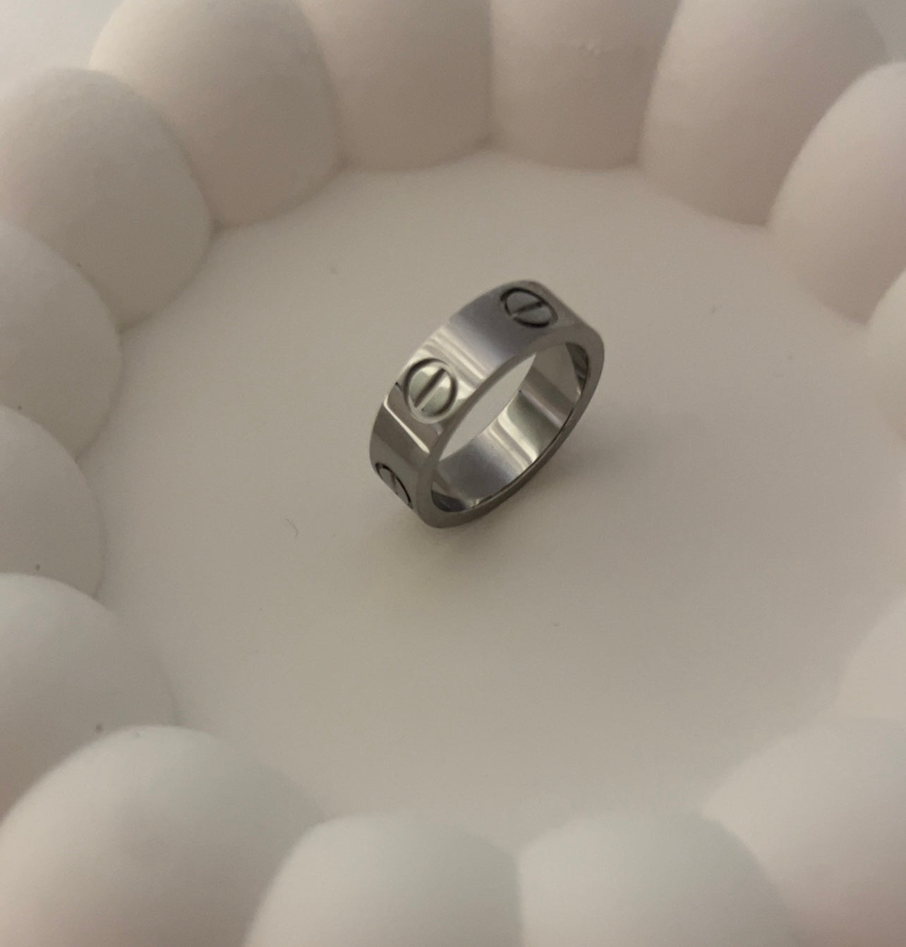 Classic Band Ring – 18K Gold Plated Stainless Steel (6mm)