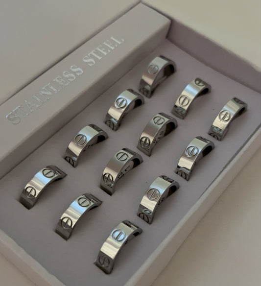 Classic Band Ring – 18K Gold Plated Stainless Steel (6mm)