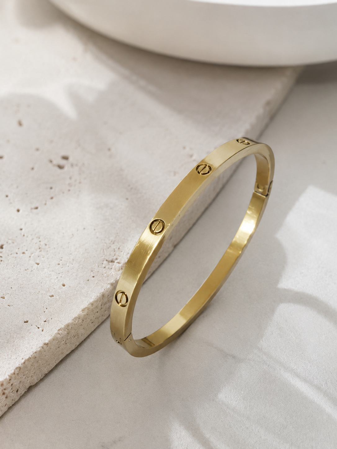 Love Bangle Bracelet 4mm – 18K Gold Plated Stainless Steel – Luxury Style Gift for Her