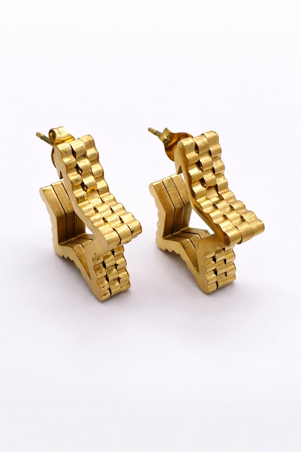 Gold Star Earrings, 18K Gold Plated Stainless Steel Stud Earrings, Chunky Statement Star Earrings, Bold Geometric Jewelry, Gift for Her