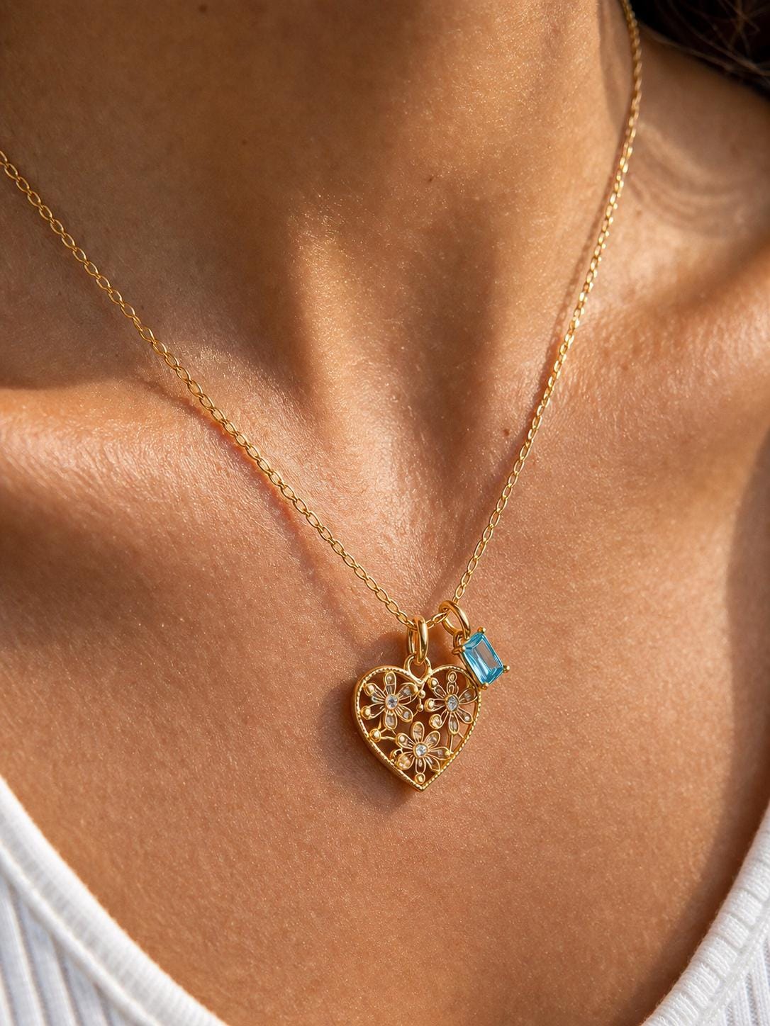 Gold Heart Necklace, Vintage Floral Pendant Necklace, Crystal Heart Jewelry, Gold Plated Stainless Steel, Gift for Her