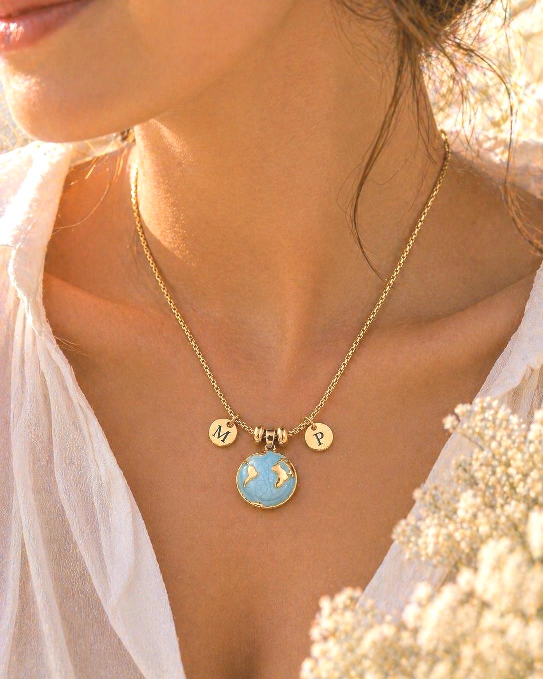 Personalized Initial Necklace with Globe Pendant, Custom Family Necklace, Travel Necklace, Mom Gift, Grandma Gift, Gift for Her