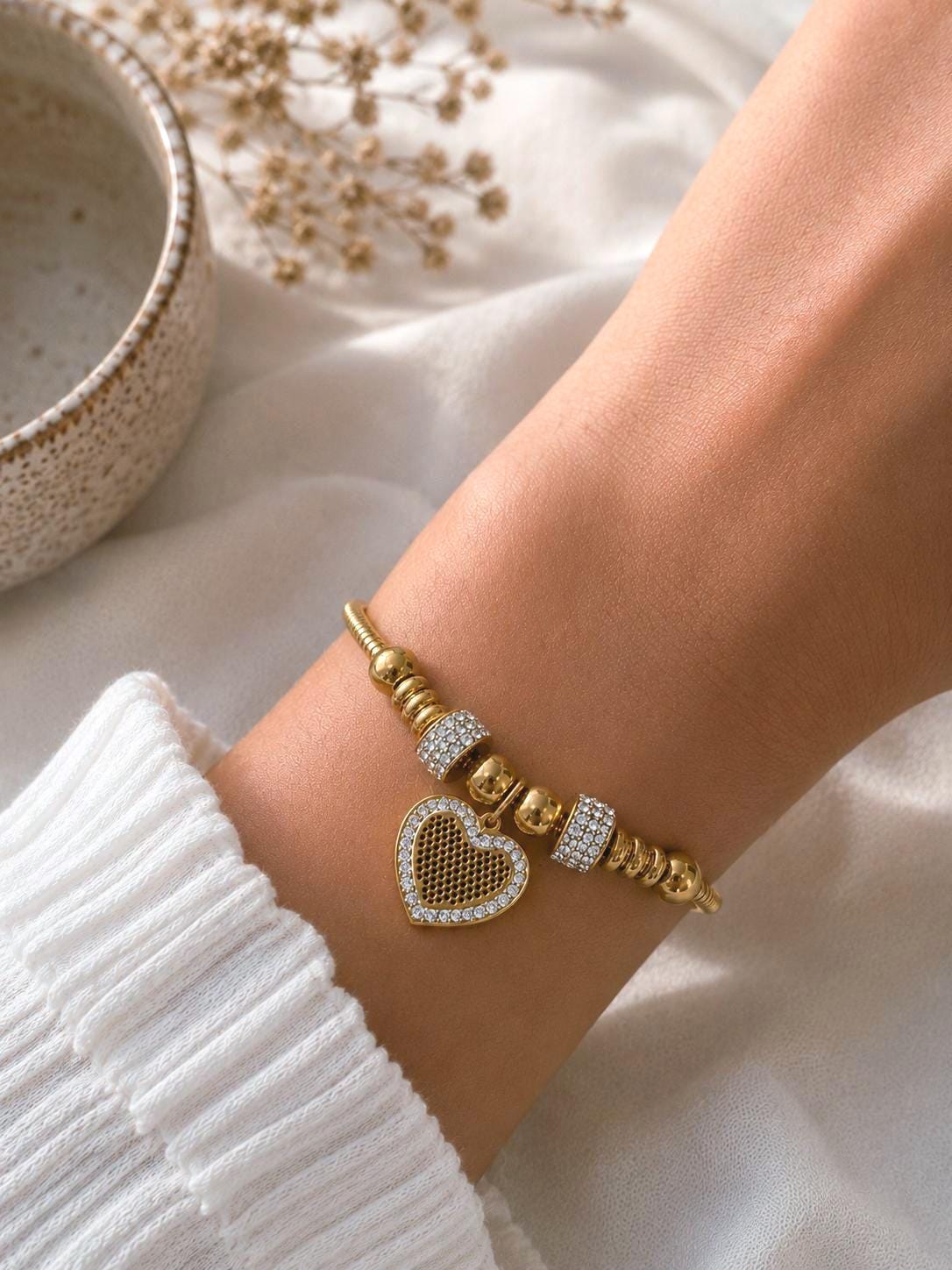 Gold Heart Bracelet, 14K Gold Plated Stainless Steel Charm Bracelet, Adjustable Dainty Bracelet, Trendy Jewelry Gift for Her